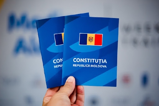 Republica Moldova marchează astăzi cea de-a 27-a aniversare a adoptării Constituţiei.